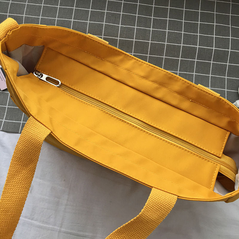 Phoebe | Stylish Waterproof Bag