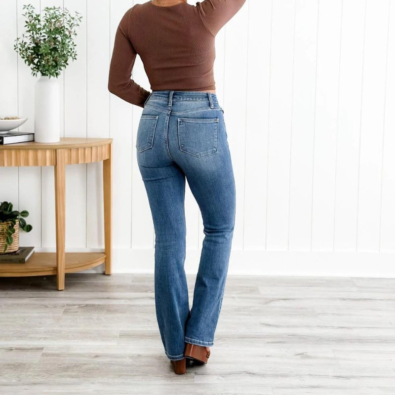 CurveFlex | The Perfect Jeans For Your Curves