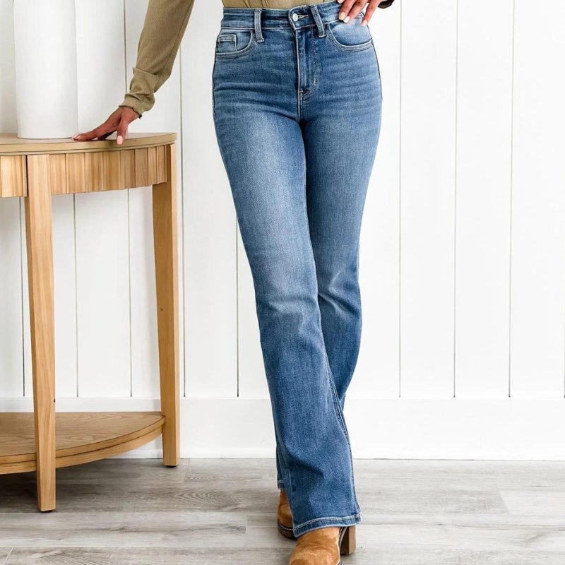 CurveFlex | The Perfect Jeans For Your Curves